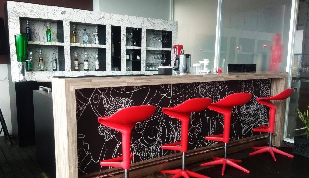 Ibis Padang Hotel Екстериор снимка