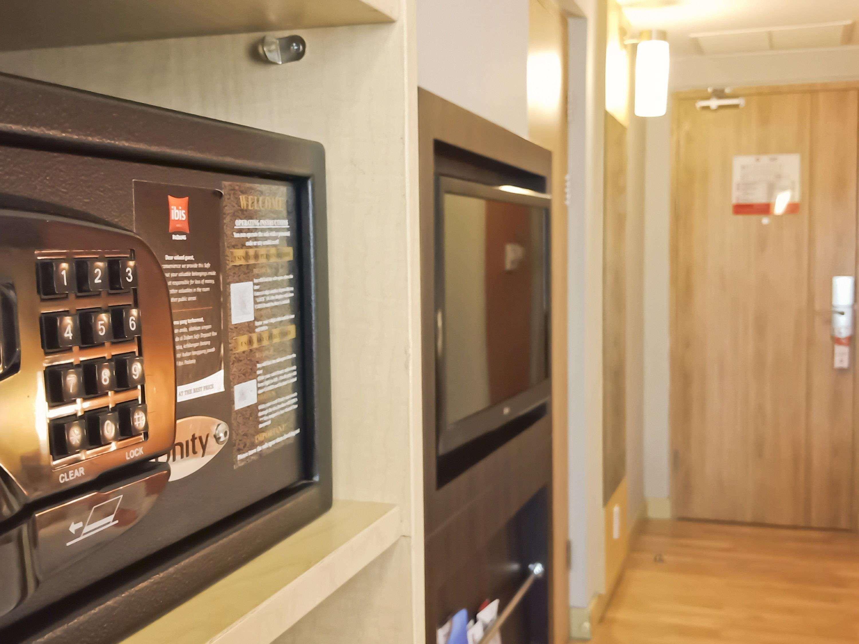 Ibis Padang Hotel Екстериор снимка