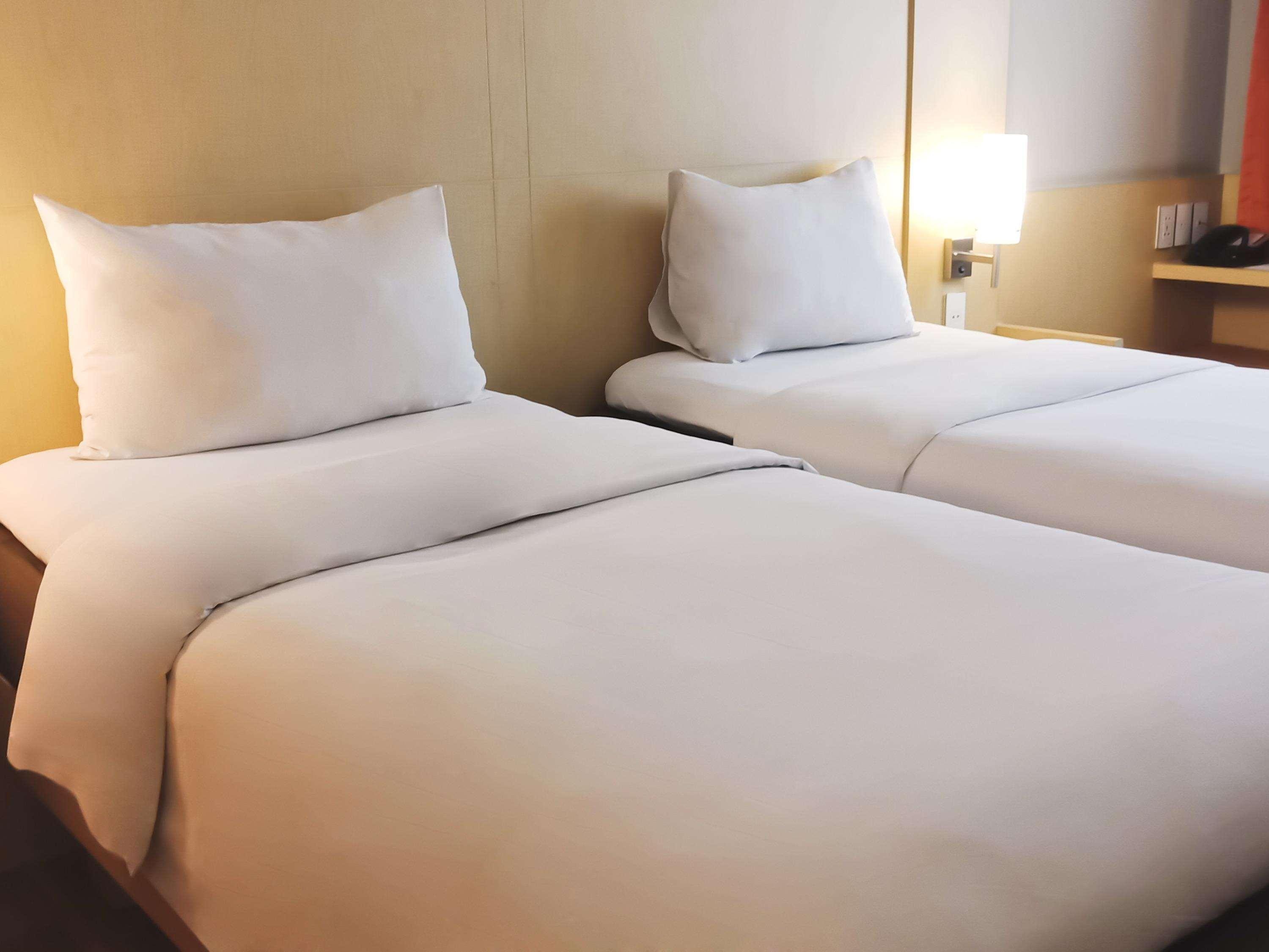 Ibis Padang Hotel Екстериор снимка