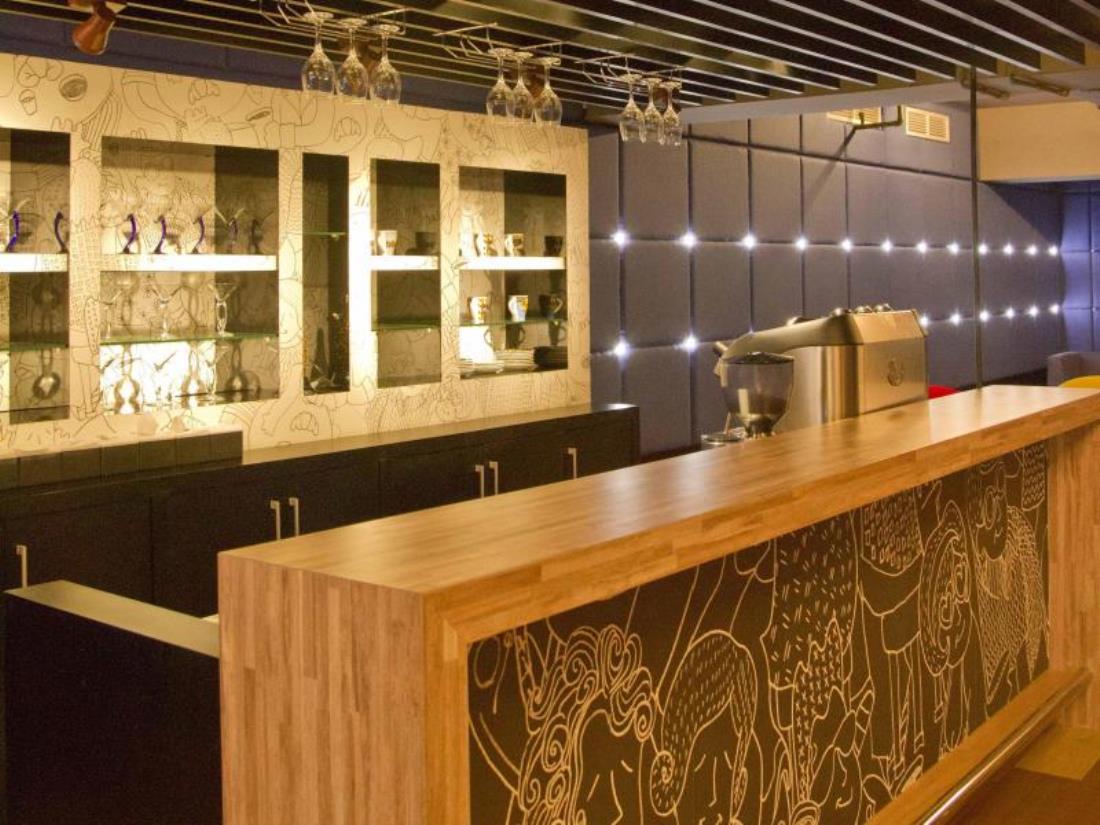 Ibis Padang Hotel Екстериор снимка